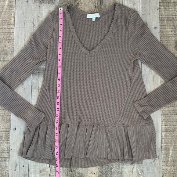 Anthropologie eri & ali Chocolate Brown Waffle Knit Tunic Hem V Neck Top SZ S - Picture 7 of 10